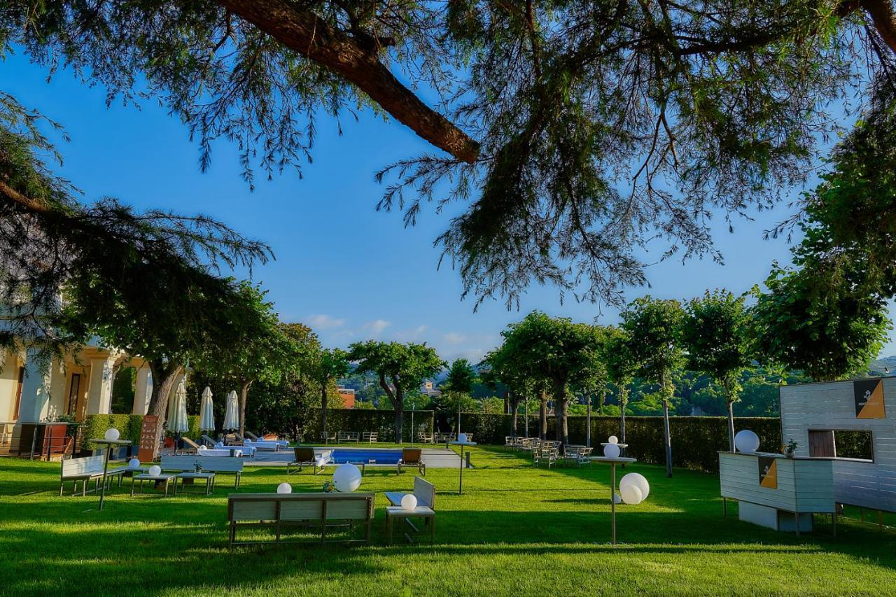 Hotel Arrey Alella Esterno foto