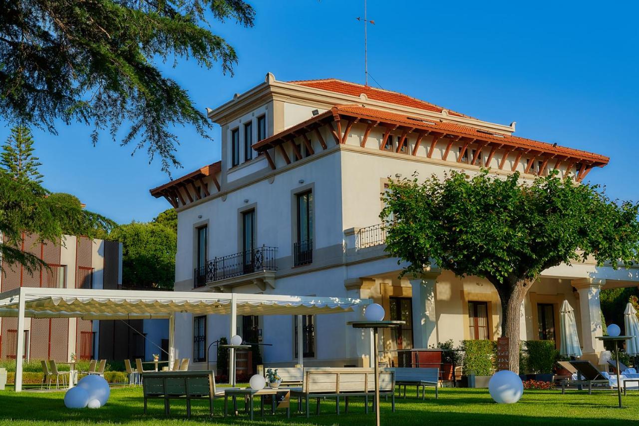 Hotel Arrey Alella Esterno foto