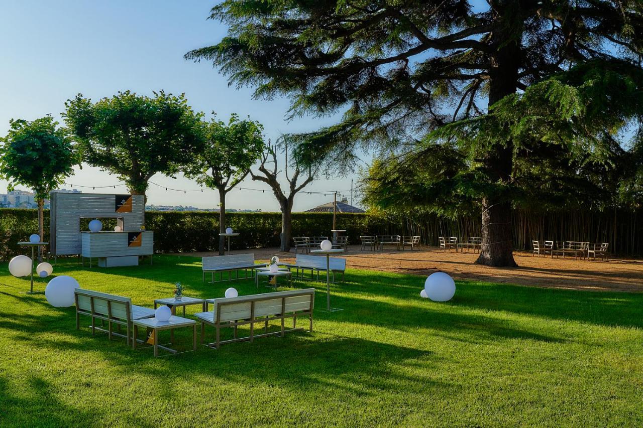 Hotel Arrey Alella Esterno foto