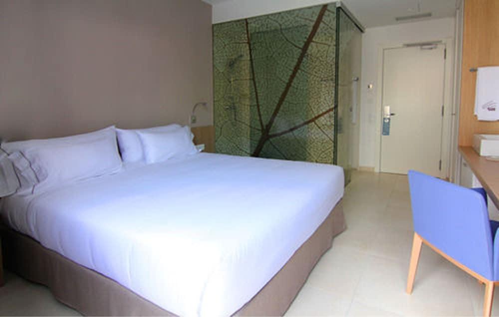 Hotel Arrey Alella Esterno foto
